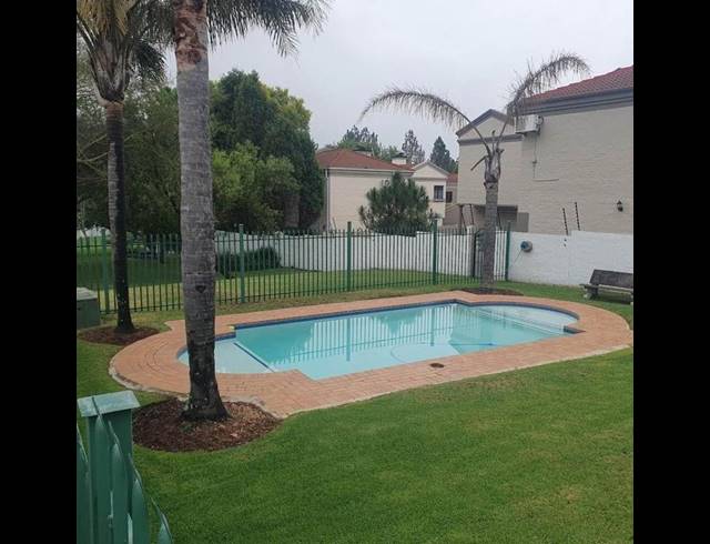 4 BEDROOM HOUSE FOR SALE IN KYALAMI ESTATES